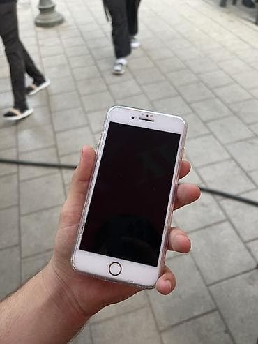 hdmi kabel iphone: IPhone 8 Plus, Rose Gold, Barmaq izi — 2