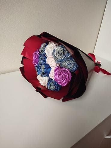 usaq paltar: Gülər — 5