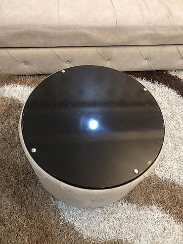 bag evi ucun stol stul: Qonağ otağı üçün dəst mebellər.Uqlavoy divan,açılan stol və stulları — 7