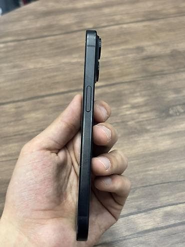 perexadnik iphone: IPhone 15, 128 GB, Qara — 2