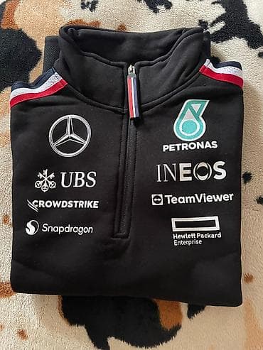 kişi geyimler: Premium Mercedes-AMG Petronas Formula 1 komandasının qara rəngli — 6