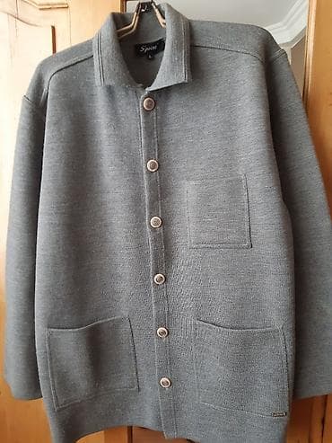 мужские: Мужские свитеры новые и б/у в хорошем состоянии,аккуратно ношены,цена — 4