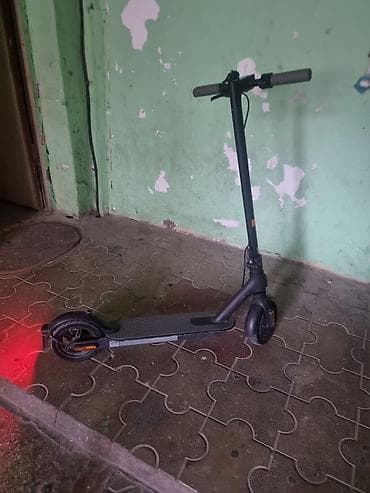 samokat satisi: İşlənmiş Elektrik samokat 8", 351 - 500 Vt, 26 - 35 km/s, Ünvandan götürmə, Ödənişli çatdırılma — 6