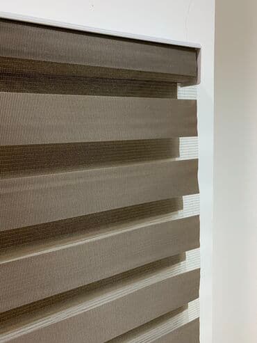 jalüs: Ofis üçün alınıb, istifadə olunmayıb. Təzədir, paketdədir. 3 m x 1,5 — 1