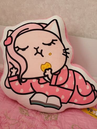 Uwag ucun dekorativ yastiq, coox yumwaq materiali var,tezedir,etiketi