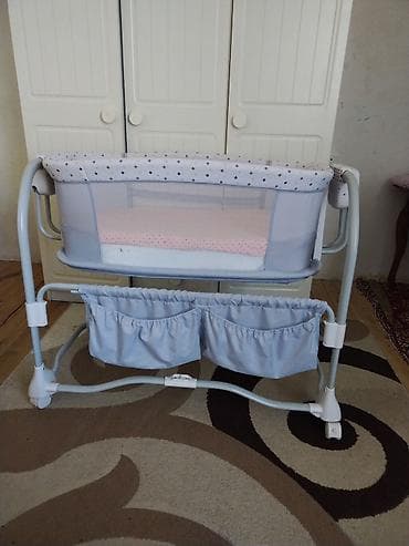 beşiylər: Oğlan və qız üçün, İşlənmiş, Dördbucaq, Beşik, Dəstsiz, Matras ilə, Yellənmə mexanizmsiz — 3