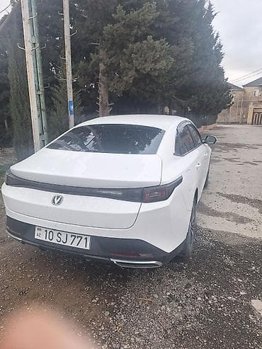 Аксессуары и тюнинг: Masin arendaya verilir. depozit 700 azn gunu 45 manatdan qalmamaq — 2