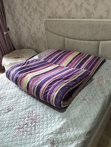 atlaz parca: Döşək dəsti; -Material:Keyfiyyətli təmiz qoyun yunu,hər birində 12 — 5