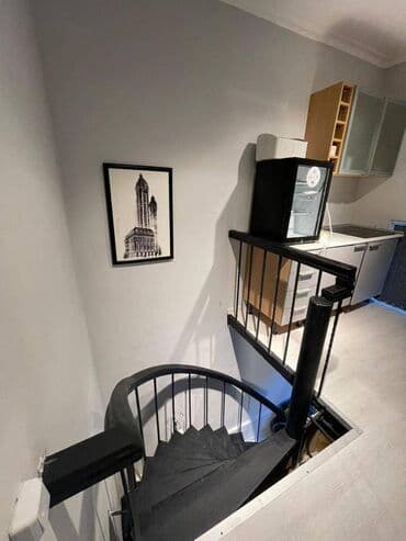 xacmaz obyekt: Sahil metrosuna yaxin 90kv sahəsi olan obyekt 3otaqli ofis 1000azn — 5