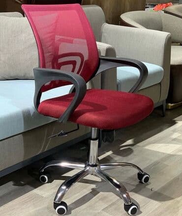 кресло для компьютера: Новый, С колесиками, Рукояти не регулируются, Ткань — 4