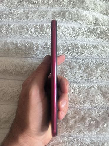 xiaomi redmi note 4 pro: Xiaomi Not7. Ram4 yaddas64 - Üst hissə: 3.5 mm qulaqcıq girişi, əlavə — 3