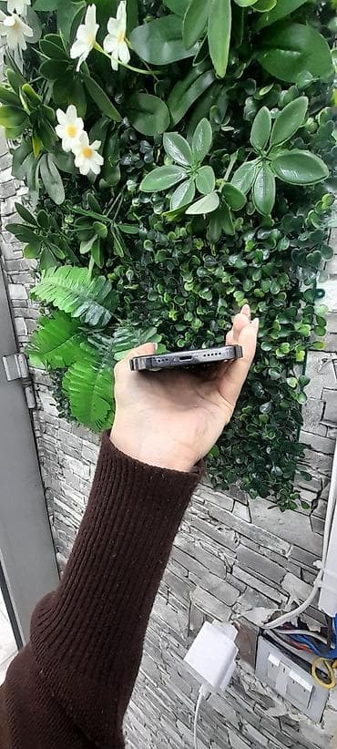 iphone en ucuz: IPhone 13 Pro, 128 GB, Qara, Face ID — 4