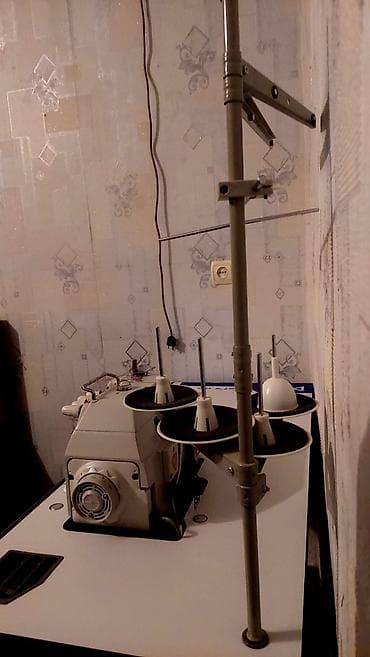 elektrikli mini mikser: Sənaye overlok tikiş maşını – DOIT ST747 Xüsusiyyətlər: - — 4