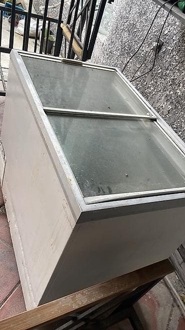Dondurucu 300 azn 
Tam işləkdir. Ölçü 1.50. Ünvan Xırdalan (2813)