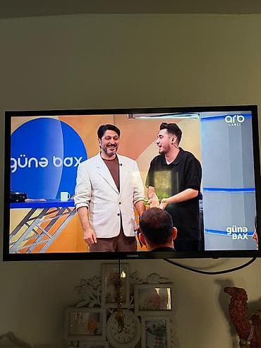 lombard televizor: İşlənmiş Televizor Samsung LCD 80" FHD (1920x1080), Ünvandan götürmə — 2