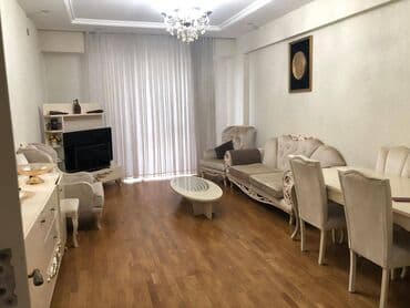 Bayıl qəsəbəsində, Məscidin yaxınlığında, “Bulvar Rezidence”də, 22