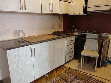 cəni: Metbex mebeli Satlır tecili moyka qaz var orta vezyetde — 2