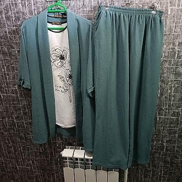 Dəstlər, kostyumlar