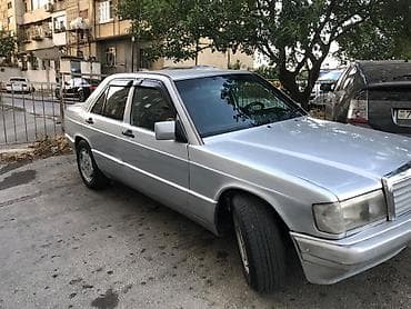 mercedes e class: Mercedes-Benz 190: 2 l | 1992 il Sedan — 2