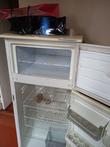 xaladenik satisi: İki kameralı soyuducu - Üst hissədə dondurucu, alt hissədə soyutma — 3