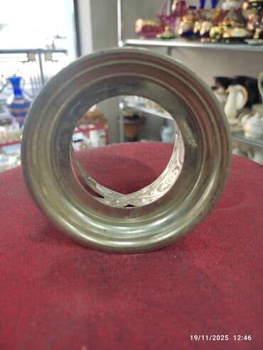 ağ qızılgül: Metall stəkanaltı (qrafin/stəkanaltıı melioxor sovet istehsalıstəkan — 5