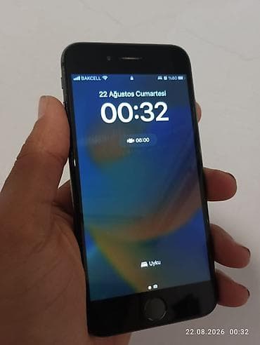 2.el macbook: IPhone 8, 64 GB, Space Gray, Barmaq izi, Face ID — 1