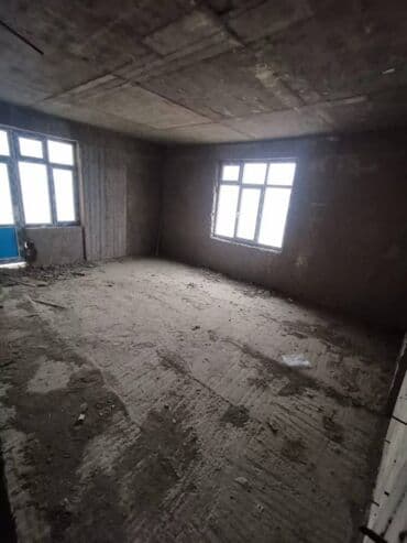 podmayak mənzillər: 2 otaqlı, Yeni tikili, m. İnşaatçılar, 101 kv. m — 2