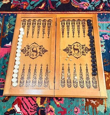 Nərd-taxta dəsti 1989 cı illərin. Bakı - Material: kütləvi ağac - Üst