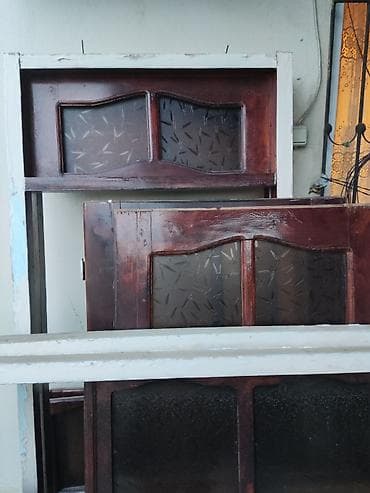 Beton və beton məmulatları: Salam. Evin içində işlənmiş 2 qapı (çərçivəsi ilə birlikdə) və 2 — 3