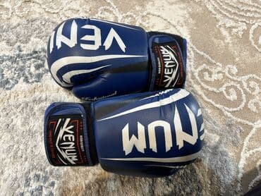 Venum boks əlcəkləri - Brend: Venum - Rəng: Göy/aq-ağ detallarla lalafo.az -da Venum boks əlcəkləri - Brend: Venum - Rəng: Göy/aq-ağ detallarla