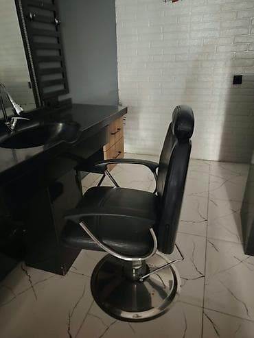 berber guzgu: Salon üçün tam dəst mebel və avadanlıq - İki postlu iş stansı: qara — 2