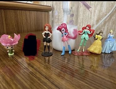 Большие 3 маната
Маленькие 2 маната