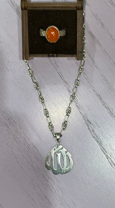 tek qas gumus uzuklerin qiymeti: Sep: Gümüş Klon: Gümüş Ümümi çəki - 35 qr Üzük: Gümüş 950 Daş — 2