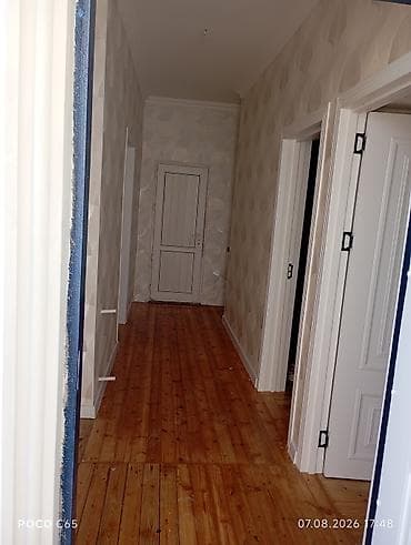 modern evler: Makler yazmasin emircanda 3 otaqli heyet evi satılır ev kursuludu — 5