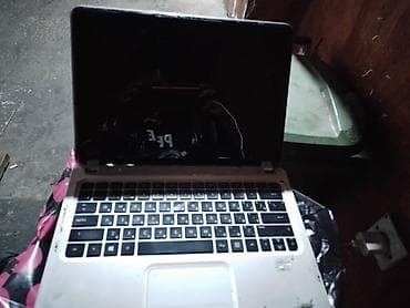 HP noutbuk – 13–14 düym sinifində kompakt korpus, gümüş rəng