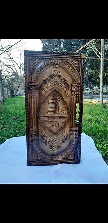 oyun alanı: Qoz agacinan hazırlanmış bu nard dəsti, oyunu oynamaq üçün zərif və — 7