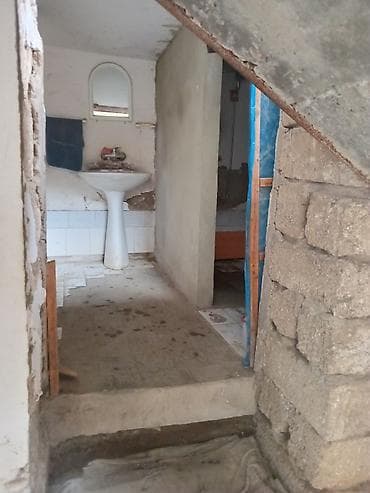 ev ve bag: Kirayə üçün həyət evi - Plan: 1 mərtəbə, ayrıca giriş - Həyət: beton — 9