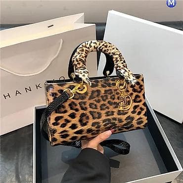 2026 New collection Əldə qalan rənglər 📍Qiymət 42 Azn 📍Ölçülər 25x15x7 — 7