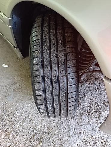 fort mustang 1967: Mercedes-Benz C-Class: 2.3 l | 1998 il Sedan — 5