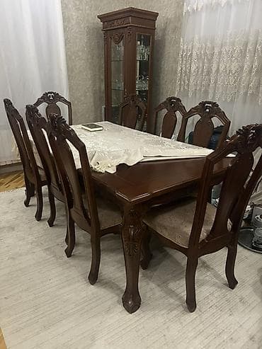 bufet: Klassik yemək otağı mebeli dəsti Tərkib: - 1 ədəd massiv ağacdan düz — 6