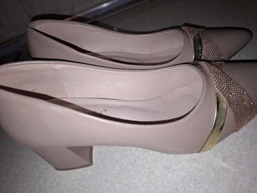 женские леггинсы из экокожи: Туфли, Размер: 41, цвет - Бежевый, Новый — 3