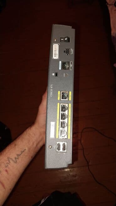 ev telefonsuz wifi: Cisco 871 (Cisco 800 Series) yönləndirici - Brend/model: Cisco — 3