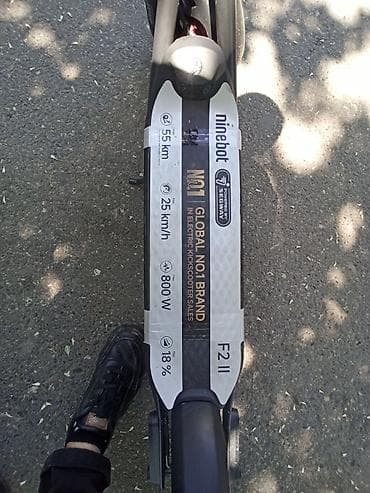 Yeni Elektrik samokat > 12", 751 - 1000 Vt, 26 - 35 km/s — 4