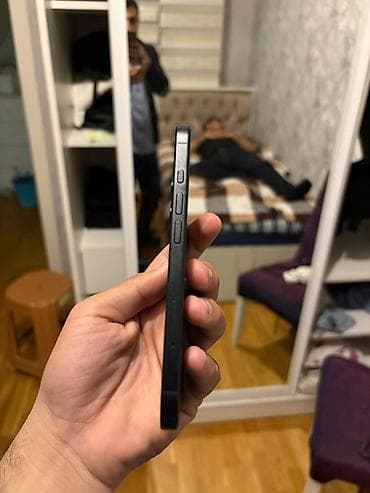 iphone 16 tecili: IPhone 16, 128 GB, Qara, Face ID — 5