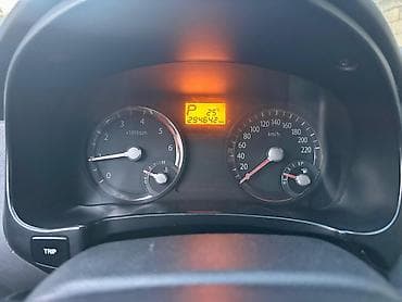 vaz 2107 abilsofka: Kia Rio, 2009 – dizel, avtomat Xüsusiyyətlər: - Kuzov: sedan, ağ rəng — 8