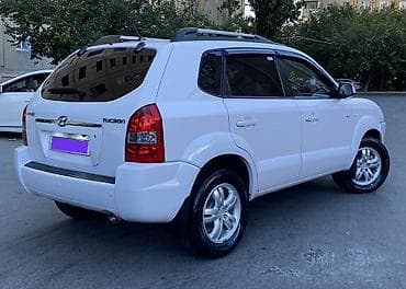 Hyundai Tucson: 2 l | 2008 il Ofrouder/SUV — 5