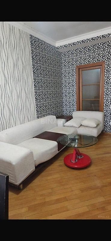 yataxt dəsdi: Şəhər: Bakı/Abşeron Əmlak növü: Mənzil Ünvan: Bakı şəhəri, Şərifzadə — 4