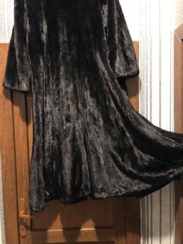 kürkler: Qara rəngli xəz palto - Material: parlaq, sıx tüklü xəz (qara) - — 3