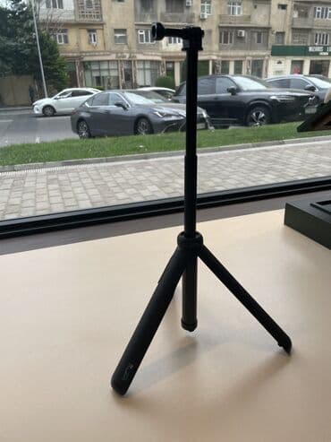 ştativlər: GoPro kameralar üçün nəzərdə tutulmuş bu qara rəngli tripod həm — 3