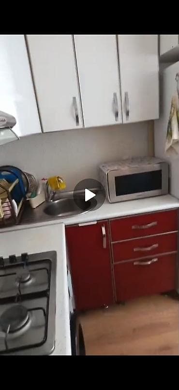 кухонная мебель бу: Mətbəx mebeli dəsti - Üst modul: ağ rəngli asma şkaflar, metal — 1